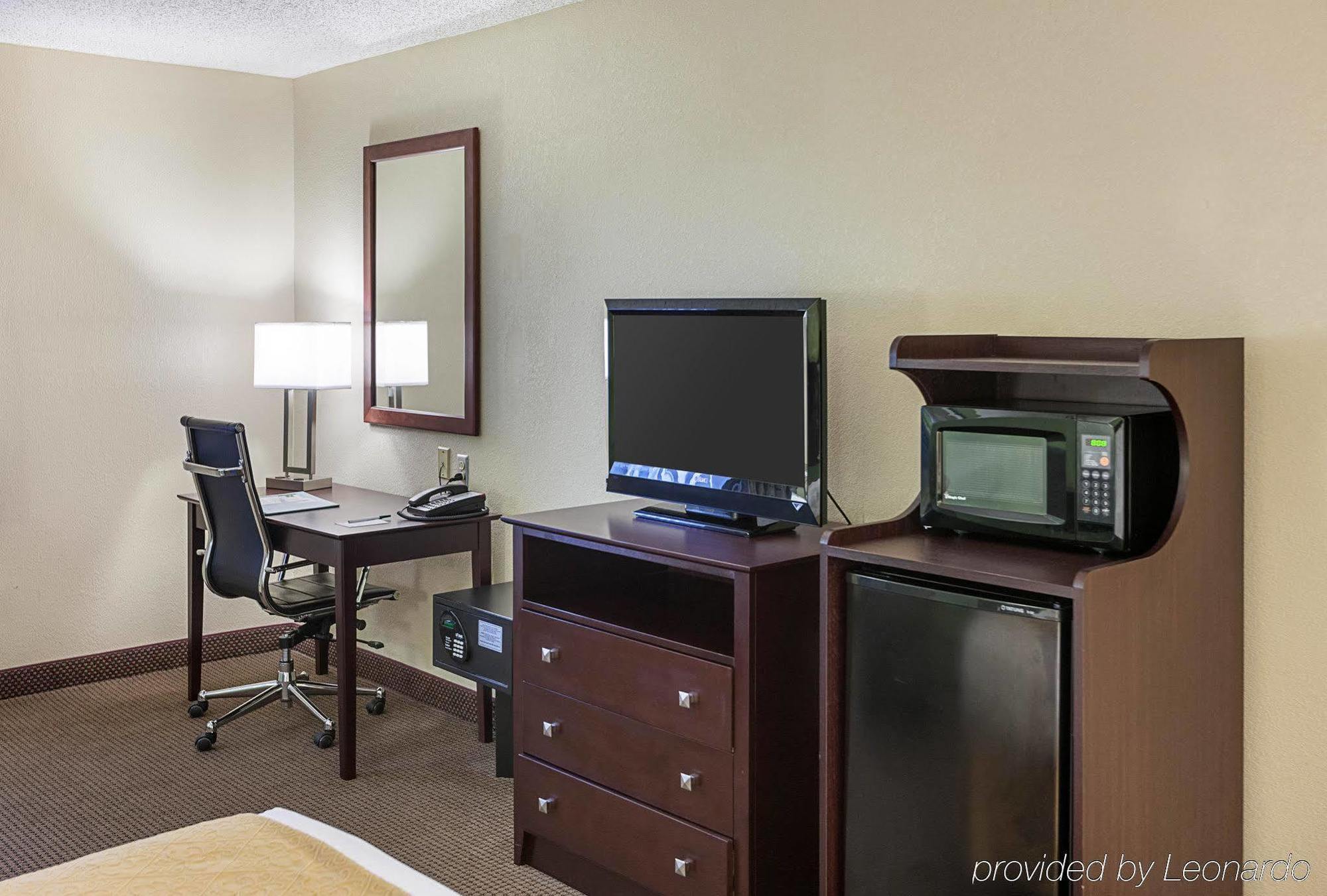 Best Western Childress West Hotel Экстерьер фото